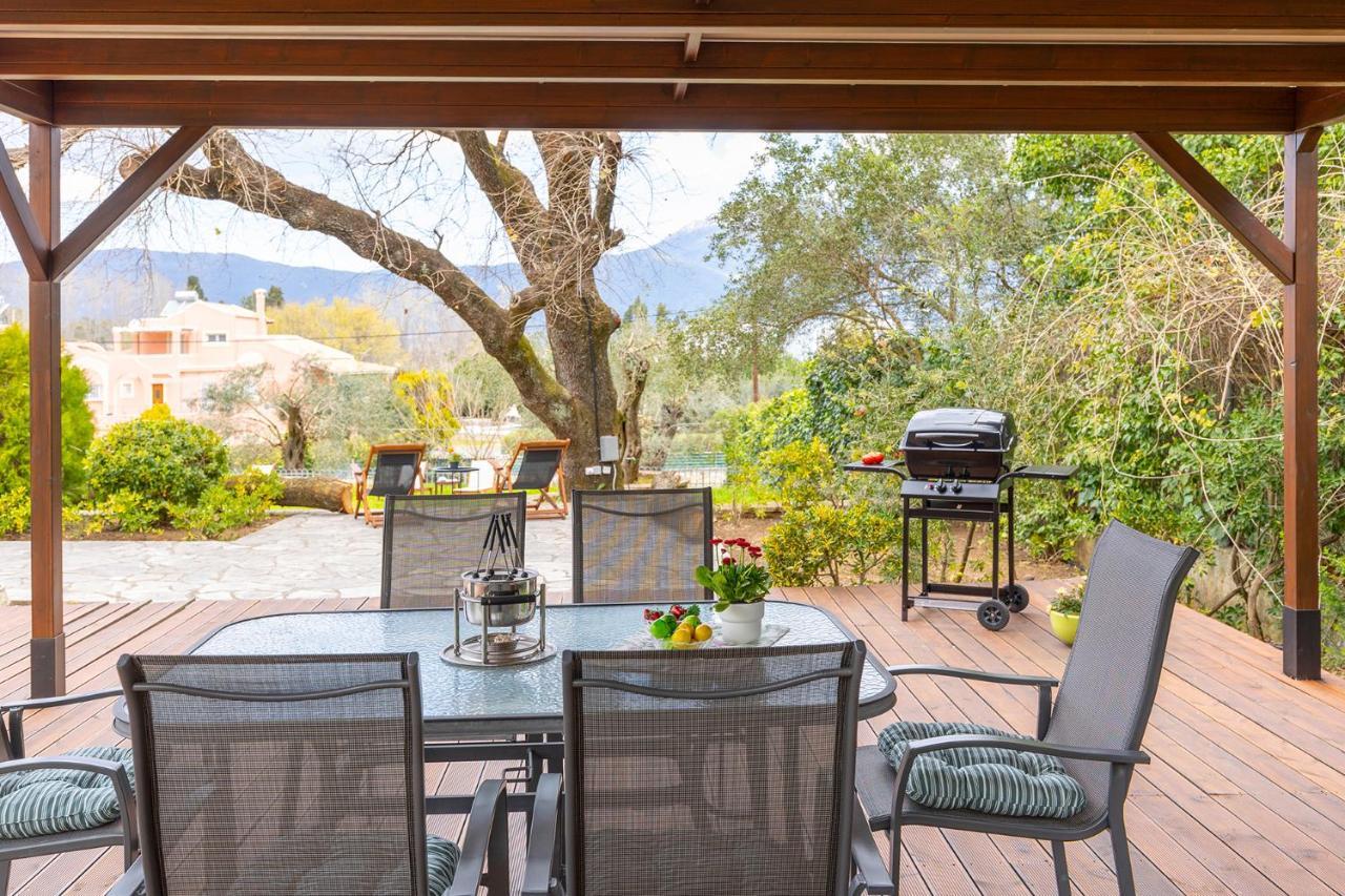 דאסיה Spyrelia Villa With Private Pool & Outdoor Hot Tub מראה חיצוני תמונה